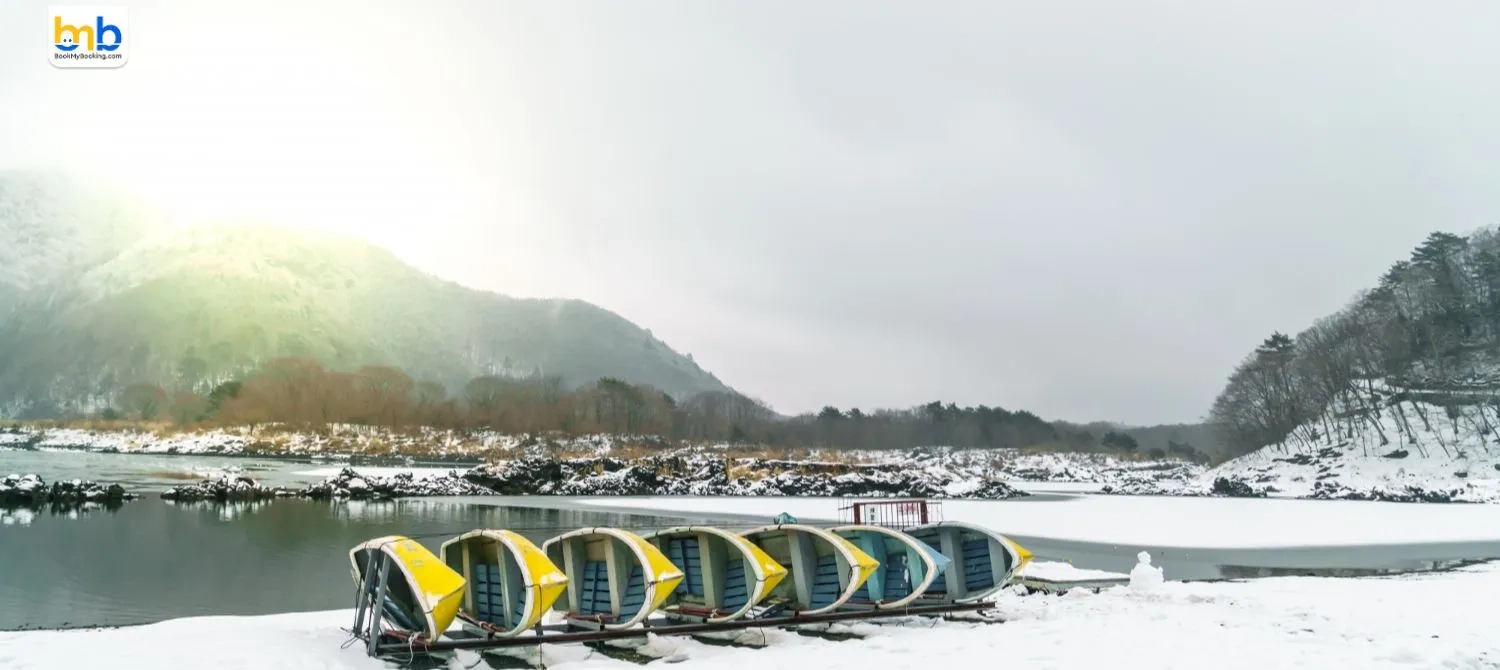 Heavy Snowfall Brings Everest Tourism To A Standstill In Nepal And Tibet